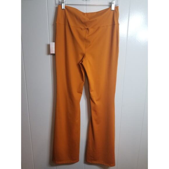 Happily Grey Women's Sz XL Terracotta Orange Twist Front Flare‎ Leg Leggings - Picture 5 of 10